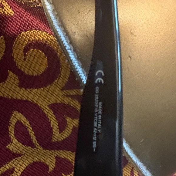 AUTHENTIC GUCCI SUNGLASSES - Picture 5 of 12